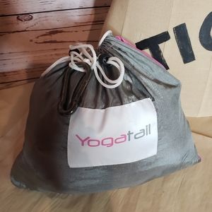 Yoga tail aerial swing with extra pulls